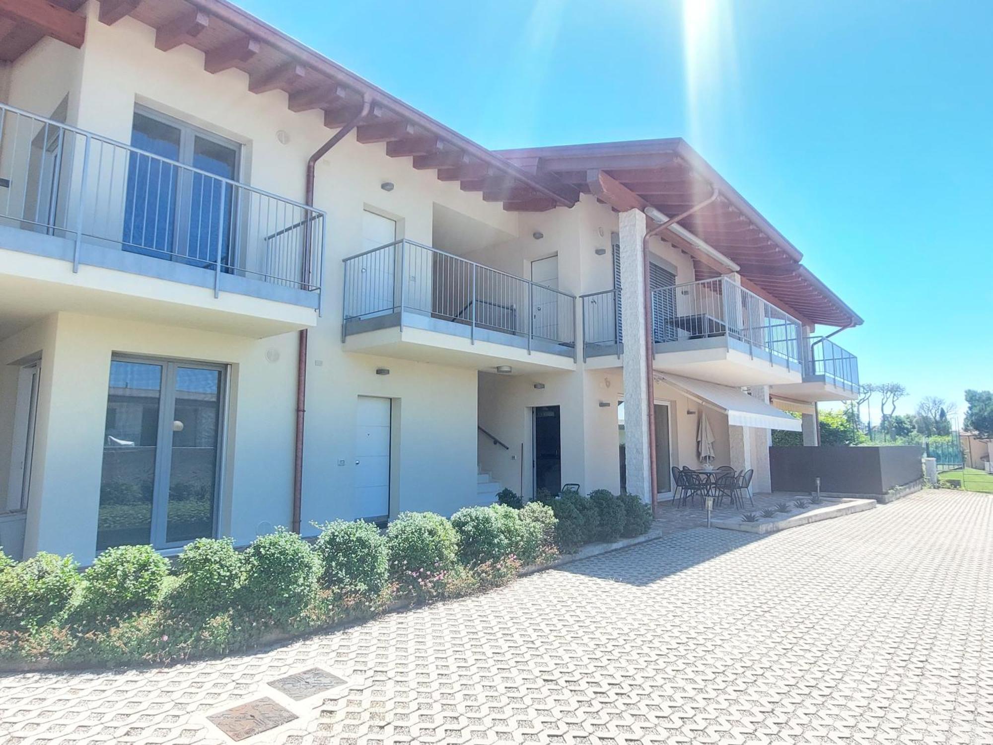 Apartment Brezza Di Lago - Regarda Travel Lazise Ngoại thất bức ảnh